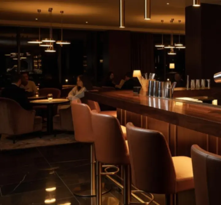 Večerní koktejlový bar v lounge EVENT ARENA 365 s prémiovými nápoji